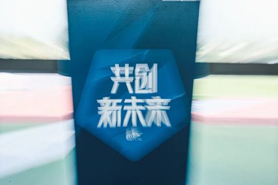 首次提名金鸡奖 钟楚曦：把不完美活成“好东西” 2025-11-13 金鸡啼晓，唱响中国电影光明未来！